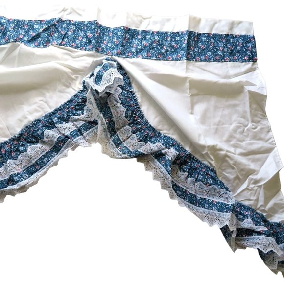 Vintage Floral Lace Curtain Valance White Blue Gathered 29"x 72" Cottage Country - Picture 2 of 13